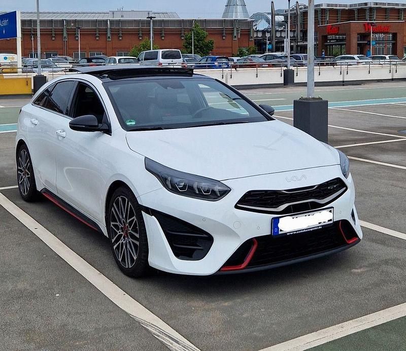 Gebraucht Kia ProCeed GT 204 PS (150 kW) 2022 Weiß Kombi