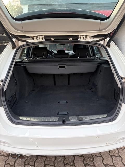 Gebraucht BMW 320 Advantage 190 PS (139 kW) 2017 Weiß Kombi
