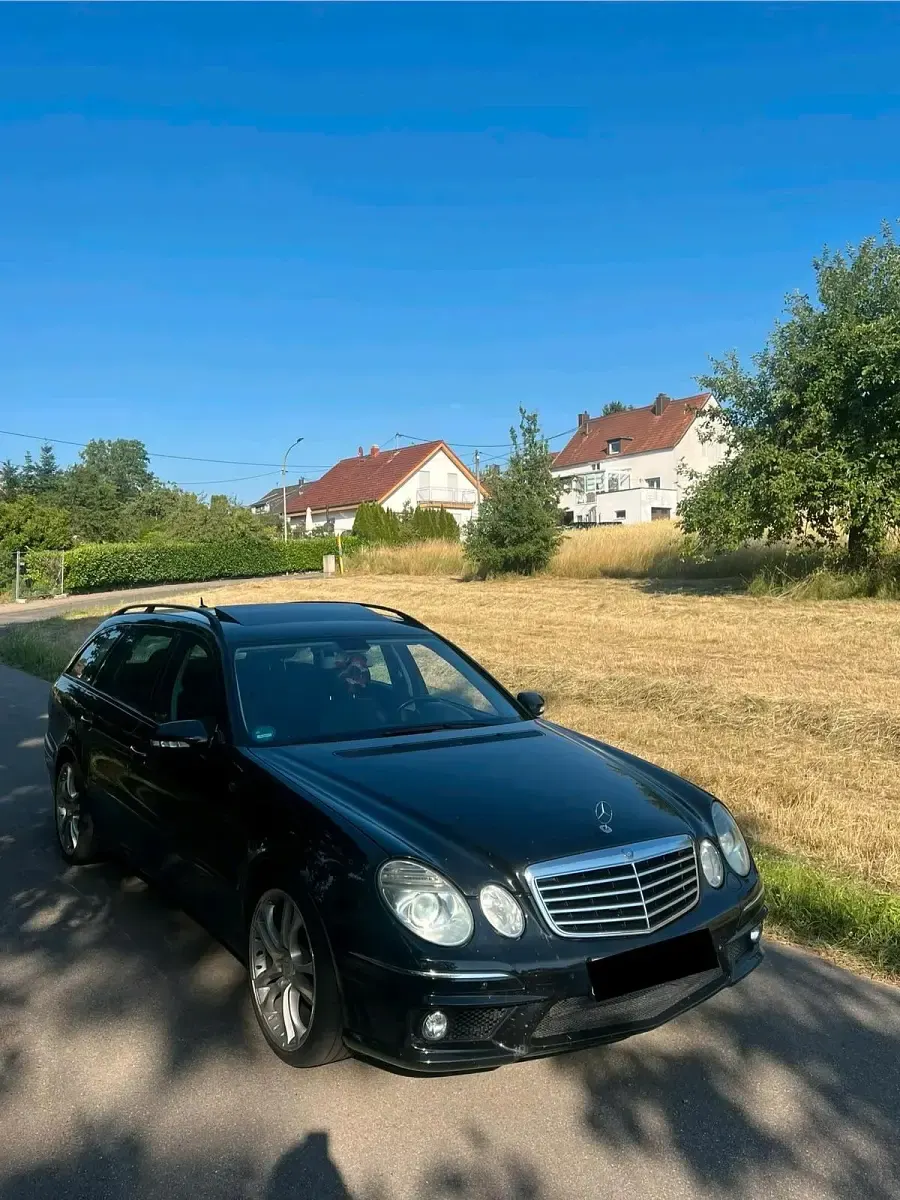 Gebraucht Mercedes E280 AMG 190 PS (139 kW) 2007 Schwarz Kombi