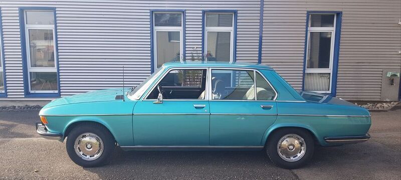 Türkis Gebraucht 1973 BMW 2500 Limousine | 22.790 € - Bild 1/4
