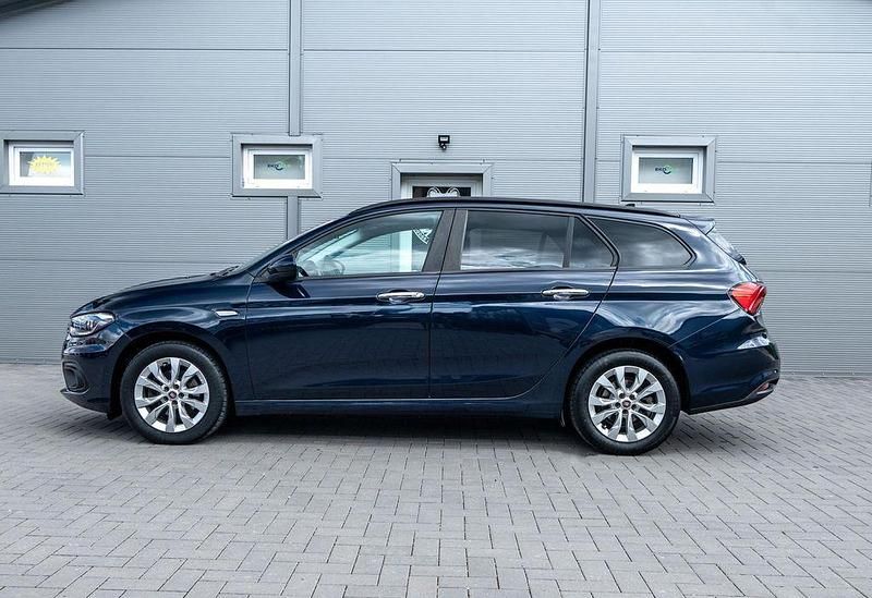 Gebraucht Fiat Tipo Easy 95 PS (69 kW) 2017 Colore esterno (new blu (vr71 Kombi