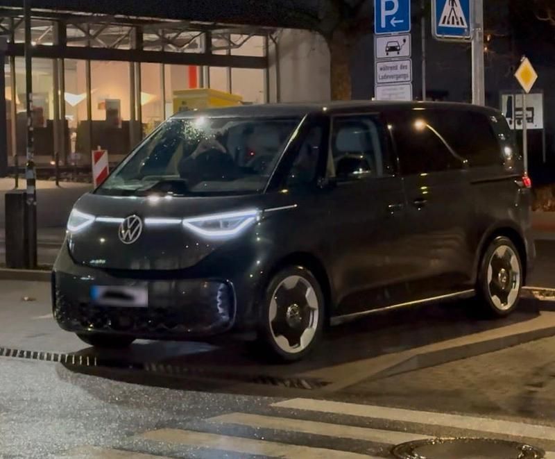 Gebraucht VW ID. Buzz Pro 150 kW (204 PS) 2023 Van / Kleinbus