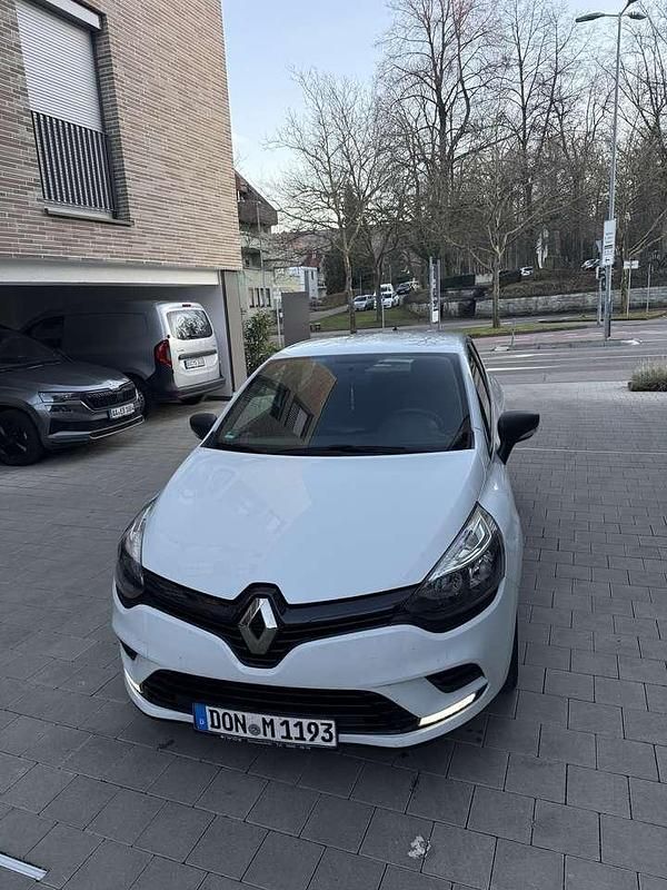 Gebraucht Renault Clio IV Life 76 PS (55 kW) 2019 Weiß Limousine