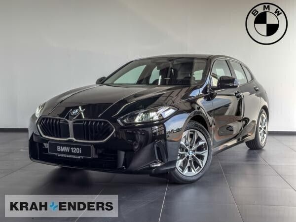 Schwarz (schwarz uni) Neu 2025 BMW 120 Shadowline Kleinwagen | 32.200 € (Superpreis) - Bild 1/4