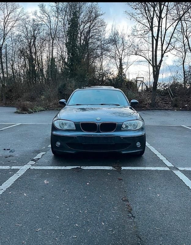 Gebraucht BMW 116 122 PS (89 kW) 2005 Grau Kleinwagen