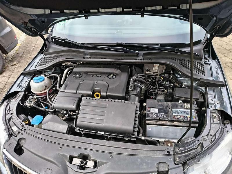 Gebraucht Skoda Rapid Ambition 116 PS (85 kW) 2016 Quarzgrau metallic Kleinwagen