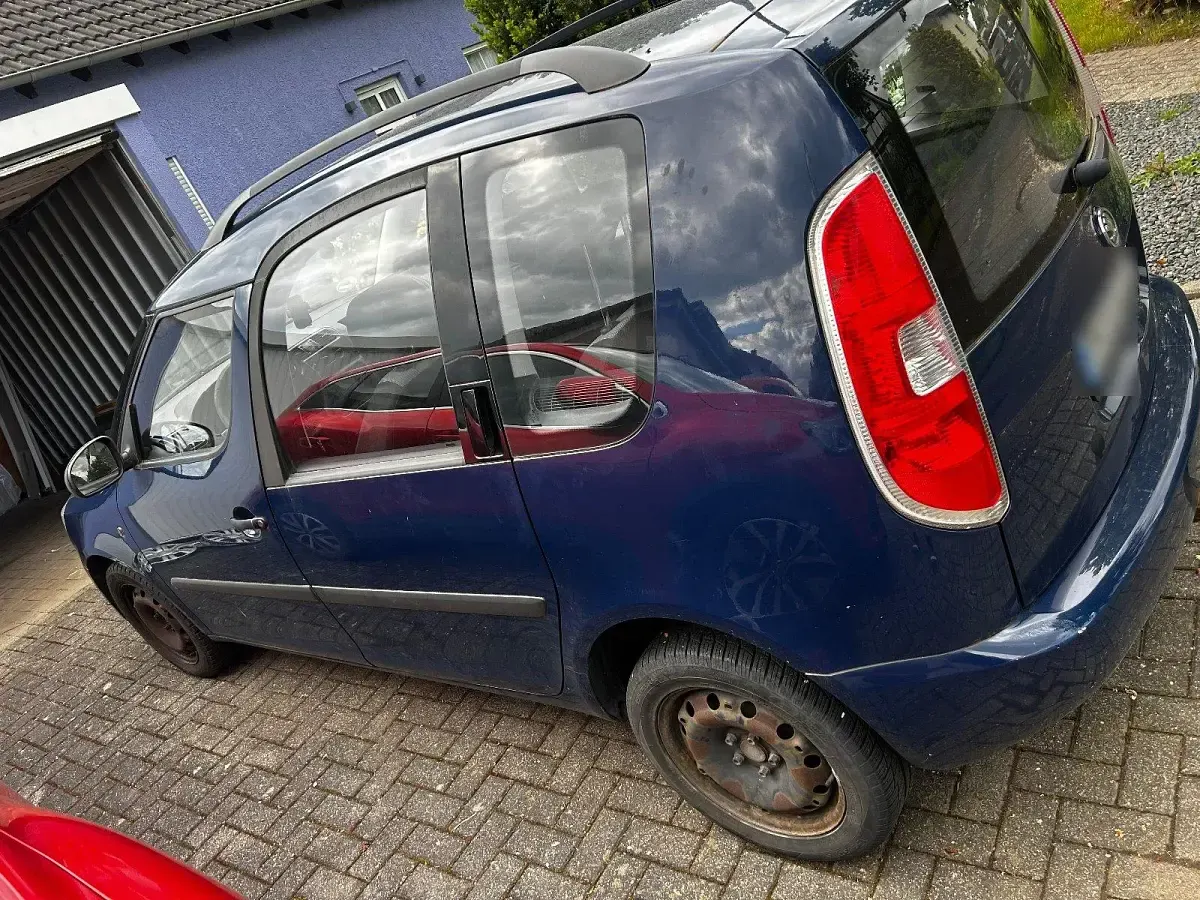 Gebraucht Skoda Roomster 70 PS (51 kW) 2014 Blau Van / Kleinbus