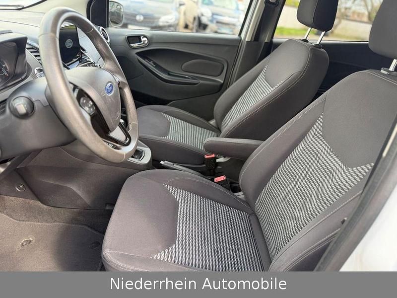 Gebraucht Ford Ka Plus 86 PS (63 kW) 2018 Weiß Kleinwagen