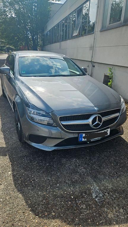 Gebraucht Mercedes CLS220 Shooting Brake 170 PS (125 kW) 2016 Grau Kombi