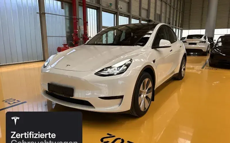 Gebraucht Tesla Model Y RWD 188 kW (256 PS) 2024 Weiß SUV