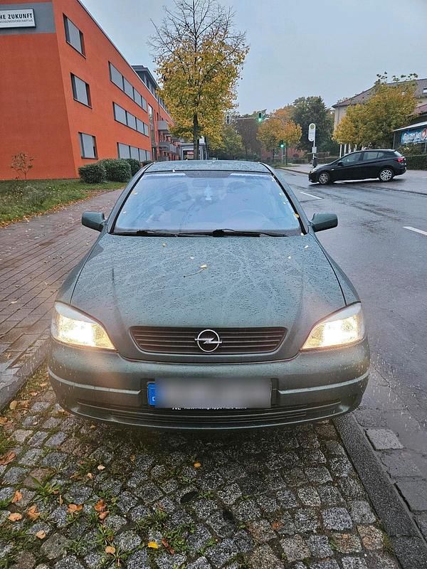 Grün Gebraucht 2001 Opel Astra Kleinwagen | 1.900 € (Fairer Preis) - Bild 1/4