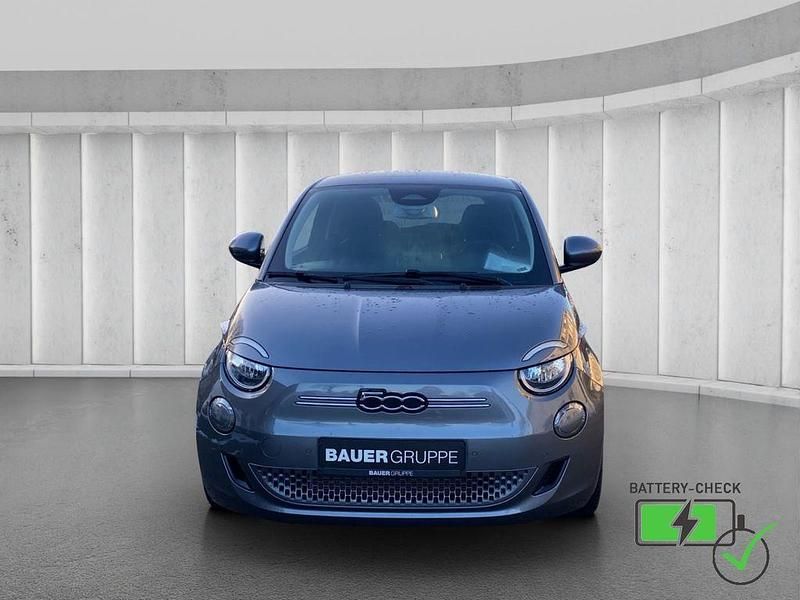 Gebraucht Fiat 500e 86 kW (118 PS) 2023 Mineral grau) (grau Kleinwagen
