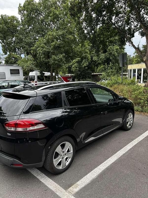 Gebraucht Renault Clio GrandTour Dynamique 90 PS (66 kW) 2015 Schwarz Kombi