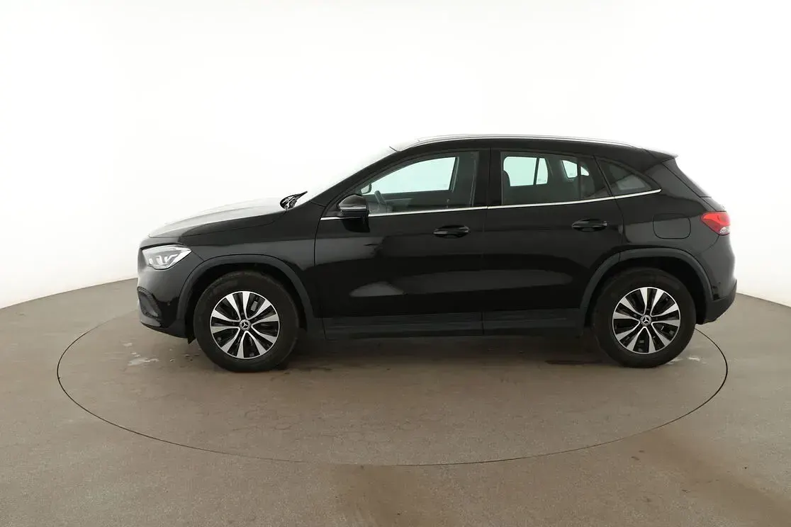Gebraucht Mercedes GLA250 Style 102 PS (75 kW) 2022 Schwarz SUV