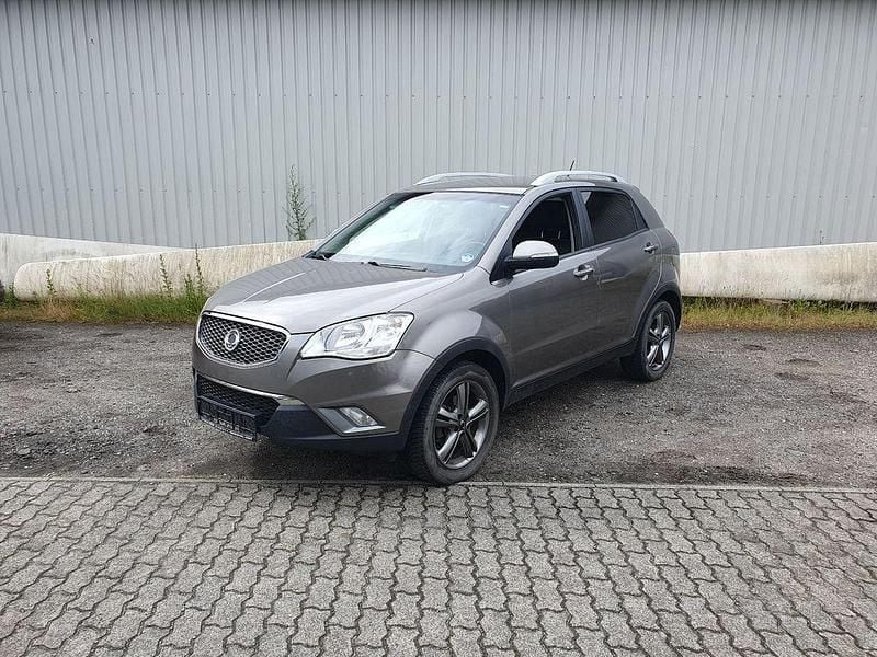 Grau Gebraucht 2012 Ssangyong Korando Crystal SUV | 4.000 € (Guter Preis) - Bild 1/4