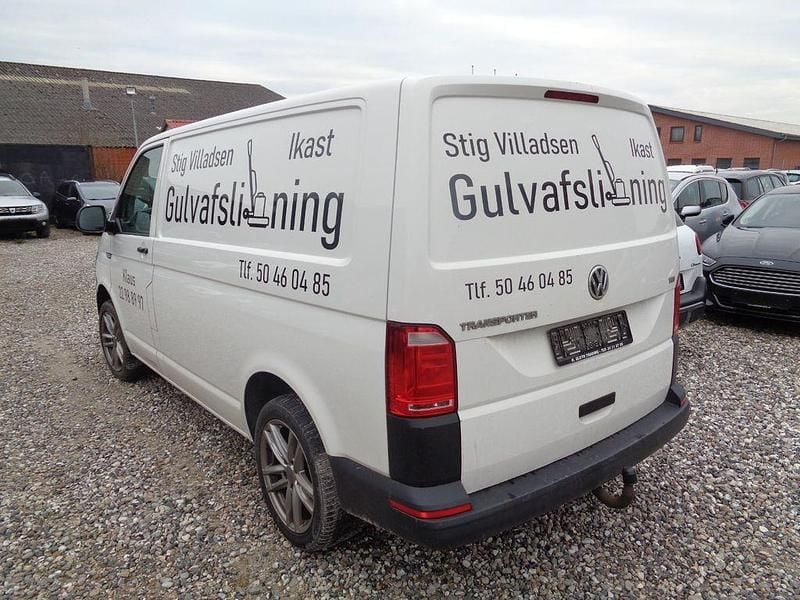 Gebraucht VW Transporter 102 PS (75 kW) 2017 Weiß Van