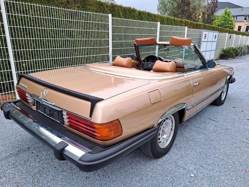 Gebraucht Mercedes SL450 193 PS (141 kW) 1974 Gold Cabrio