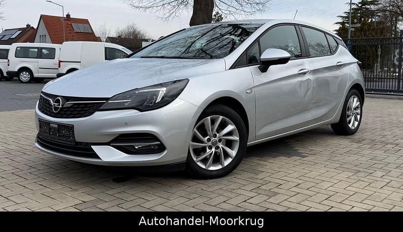 Gebraucht Opel Astra Edition 122 PS (89 kW) 2020 Silber Limousine