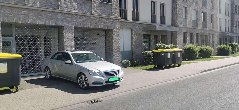 Gebraucht 2012 Mercedes E250 Avantgarde Limousine | 12.750 € (Fairer Preis) - Bild 1/4