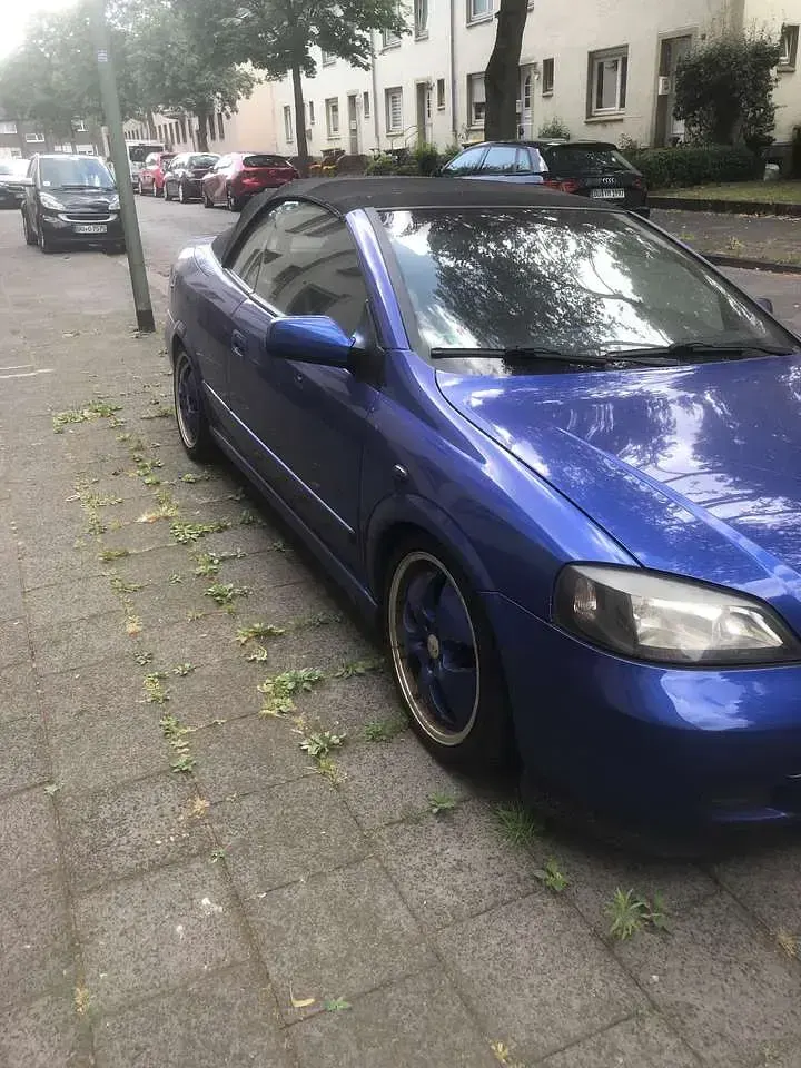 Gebraucht Opel Astra 101 PS (74 kW) 2003 Blau Cabrio