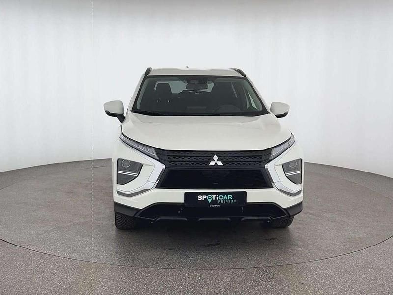 Gebraucht Mitsubishi Eclipse Cross Basis 188 PS (138 kW) 2022 Weiß SUV