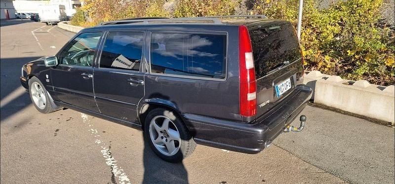Gebraucht Volvo V70 193 PS (141 kW) 1997 Schwarz Kombi