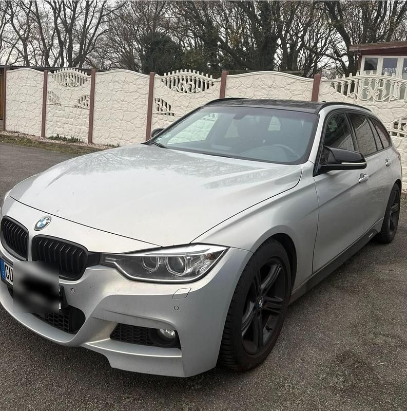 Silber Gebraucht 2013 BMW 320 M Sport Kombi | 10.000 € (Superpreis) - Bild 1/4