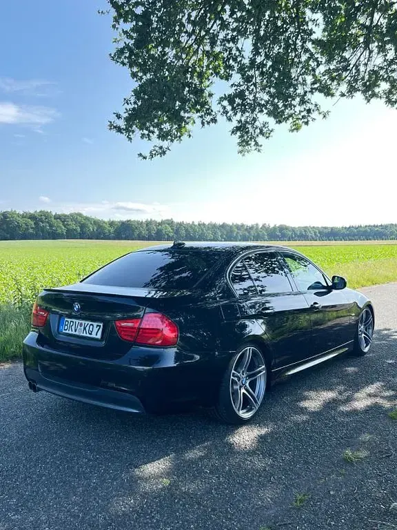 Gebraucht BMW 330 M Sport 245 PS (180 kW) 2010 Schwarz Limousine