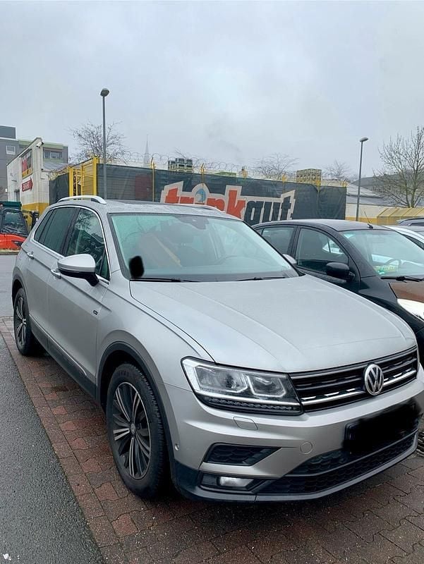 Gebraucht VW Tiguan 150 PS (110 kW) 2019 Silber SUV