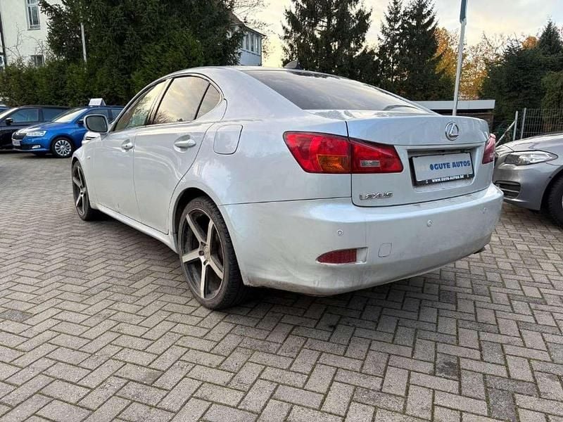 Gebraucht Lexus IS220d Luxury Line 177 PS (130 kW) 2006 Silber Limousine