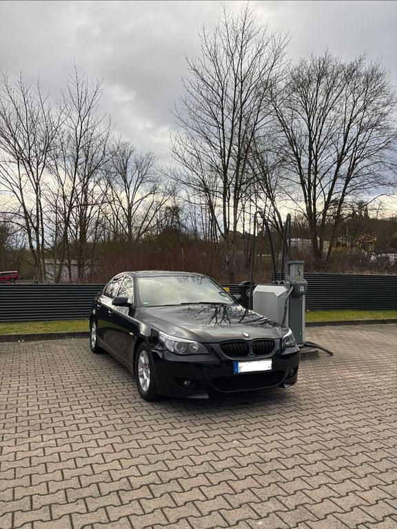 Gebraucht BMW 525 163 PS (119 kW) 2004 Schwarz Limousine