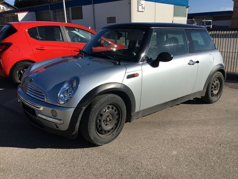 Gebraucht Mini Cooper 116 PS (85 kW) 2001 Pure silver metallic (metallic) Kleinwagen