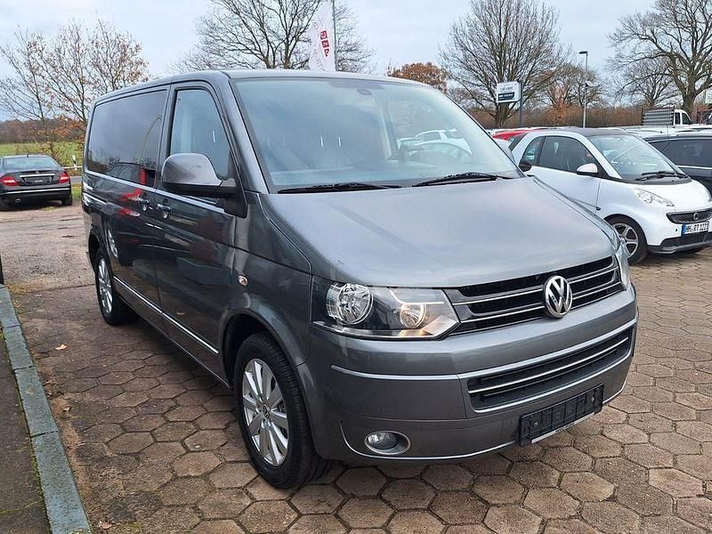 Gebraucht VW Multivan Highline 179 PS (131 kW) 2011 Grau Van