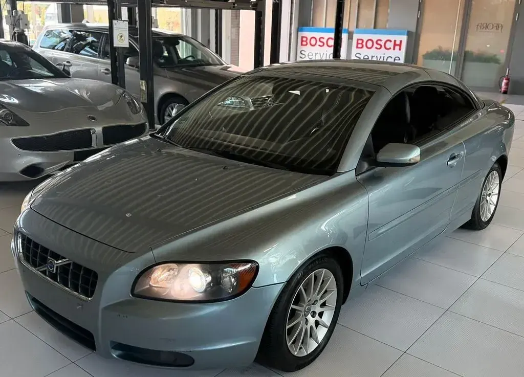 Gebraucht Volvo C70 179 PS (131 kW) 2007 Grün Cabrio