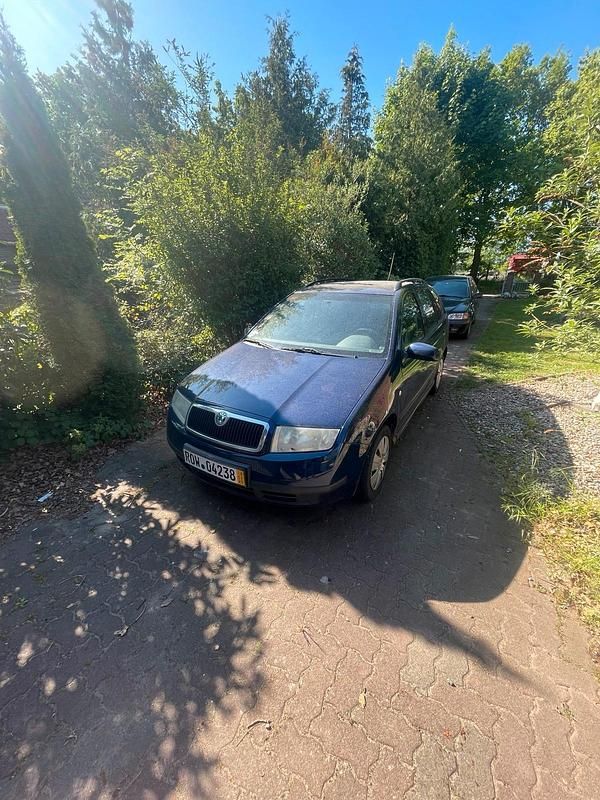 Blau Gebraucht 2004 Skoda Fabia Kombi | 500 € (Superpreis) - Bild 1/2