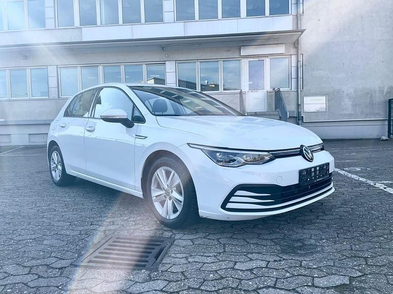Gebraucht VW Golf VII 150 PS (110 kW) 2020 Weiß Kleinwagen
