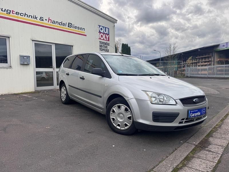 Gebraucht 2006 Ford Focus Ambiente Kombi | 1.990 € (Teuer) - Bild 1/4