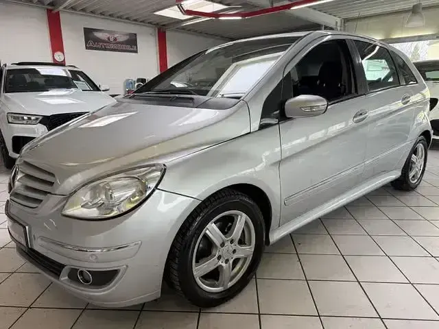 Gebraucht Mercedes B200 136 PS (100 kW) 2006 Van / Kleinbus