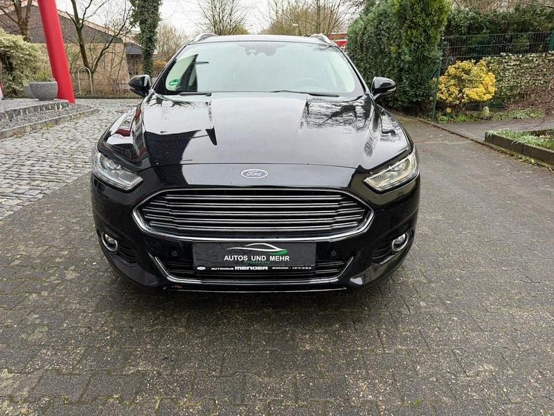Gebraucht Ford Mondeo Titanium 150 PS (110 kW) 2015 Schwarz Kombi
