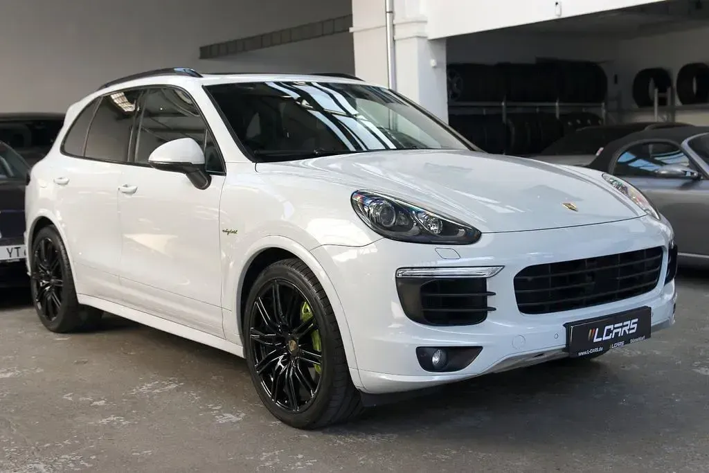 Gebraucht Porsche Cayenne S E-Hybrid 416 PS (305 kW) 2015 Weiß SUV