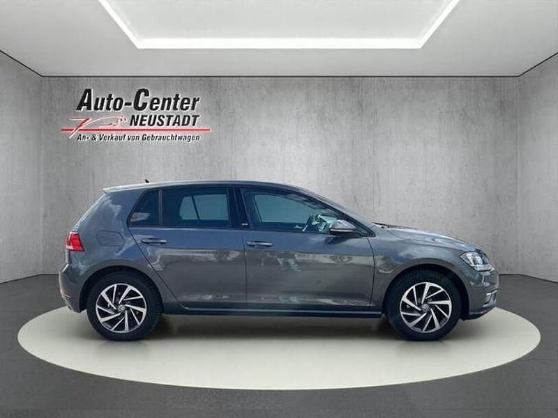 Gebraucht VW Golf VII Sound 110 PS (80 kW) 2016 Grau Limousine
