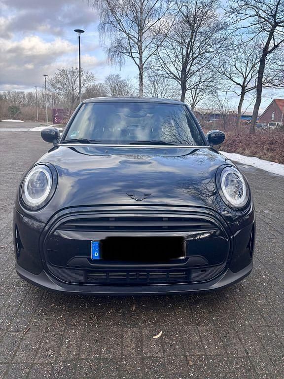 Gebraucht Mini Cooper Classic 136 PS (100 kW) 2022 Schwarz Kleinwagen