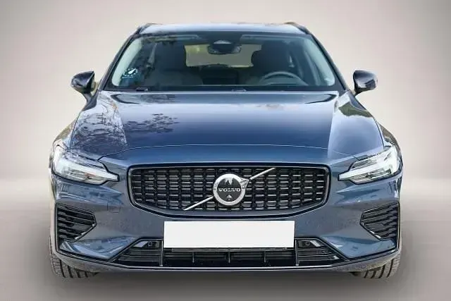 Neu Volvo V60 Ultimate 349 PS (256 kW) 2026 Manufacturer Kombi