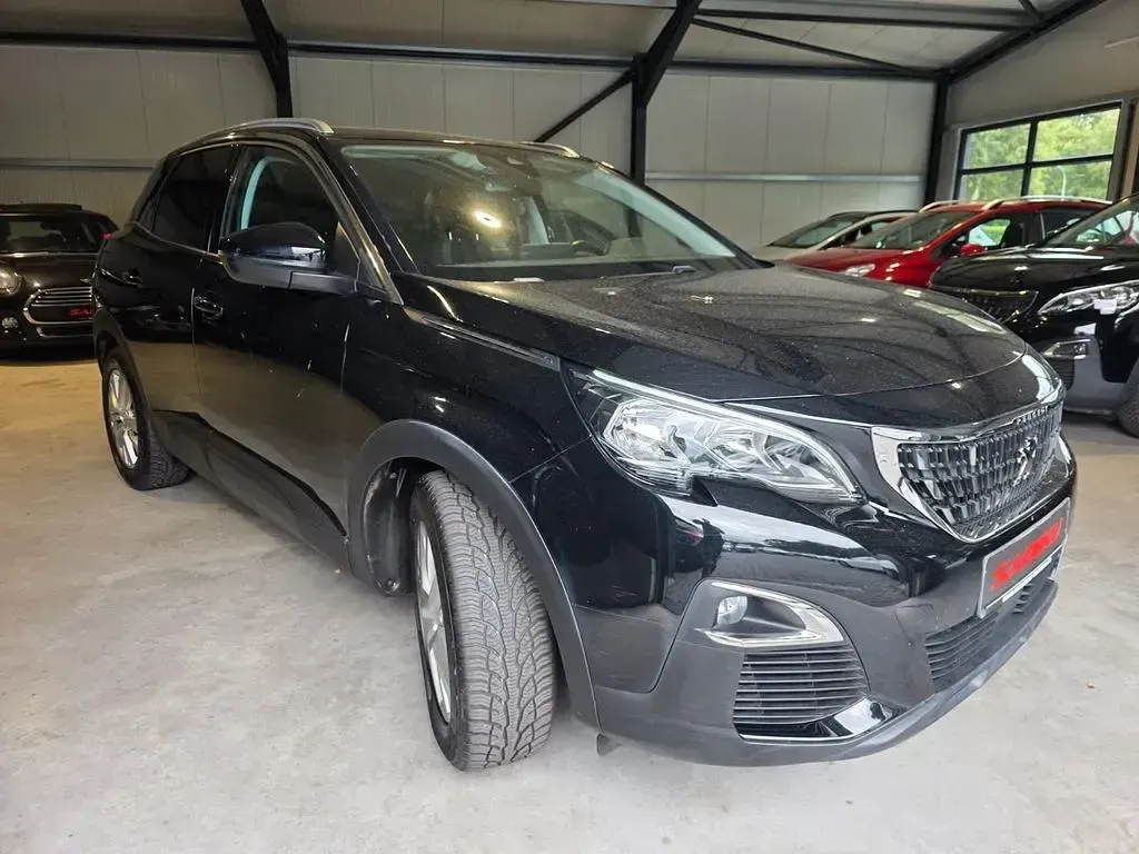 Gebraucht Peugeot 3008 Active 131 PS (96 kW) 2018 Schwarz SUV
