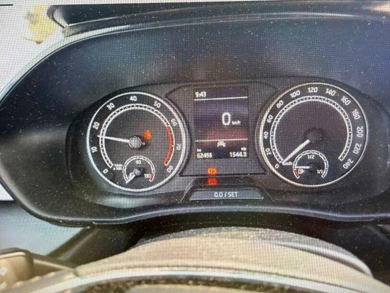 Gebraucht Skoda Fabia Selection 95 PS (69 kW) 2023 Weiß Limousine