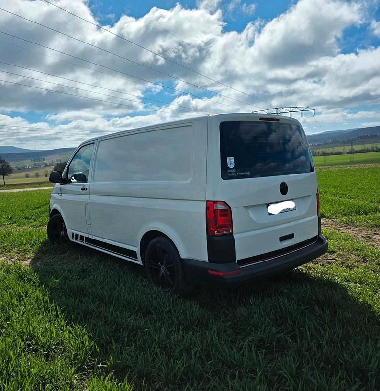 Second-hand VW Transporter 102 CP (75 kW) 2017 Alb Van