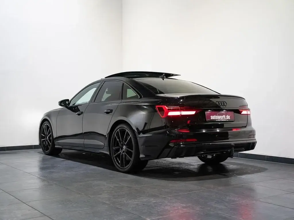 Gebraucht Audi S6 Comfort 344 PS (253 kW) 2024 Mythosschwarz metallic Limousine
