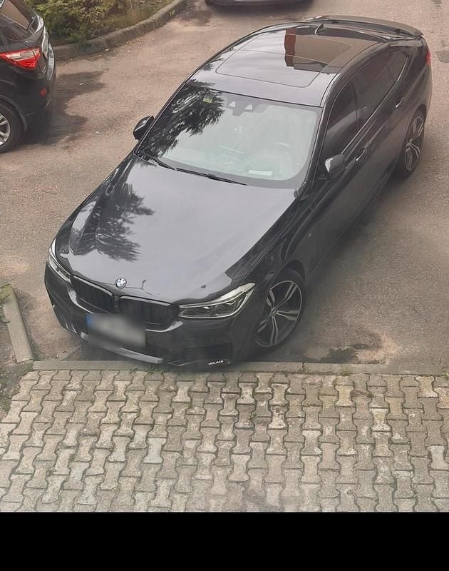 Braun Gebraucht 2017 BMW 630 M Sport Coupé | 22.500 € - Bild 1/4
