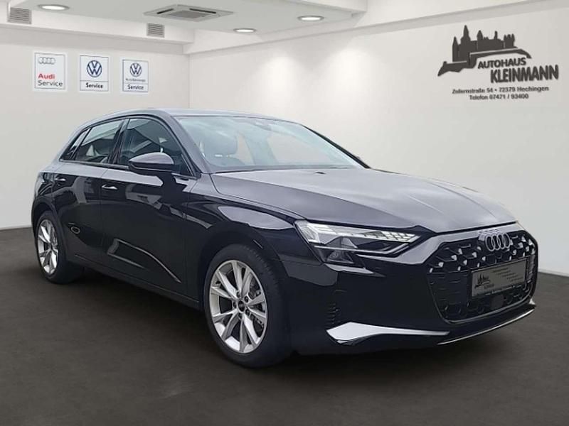 Gebraucht Audi A3 Advanced 150 PS (110 kW) 2025 Schwarz Limousine