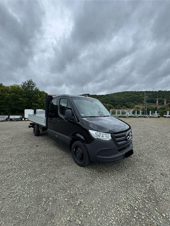 Neu Mercedes Sprinter 170 PS (125 kW) 2025 Schwarz Van